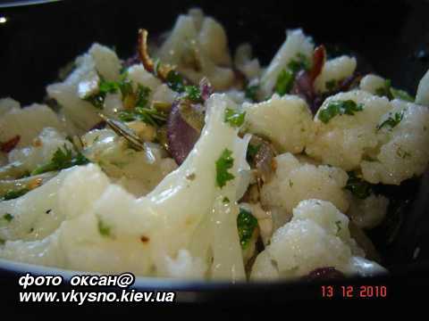 http://www.vkysno.kiev.ua/images/recept/salat-iz-cvetnoi-kapusti-s-tikvennimi-semechkami.jpg